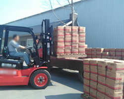 公路灌縫膠廠家之所以能“花香蝶自來”是因?yàn)檫@個(gè)